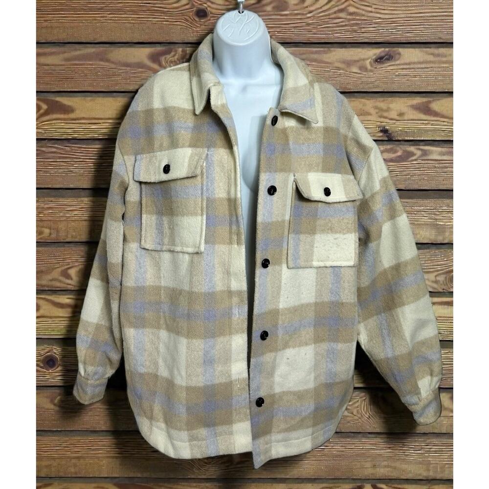 Vestique Plaid Shacket Sz M Thick Button Front Pocket Jacket Cream Tan Oversized - Picture 1 of 7